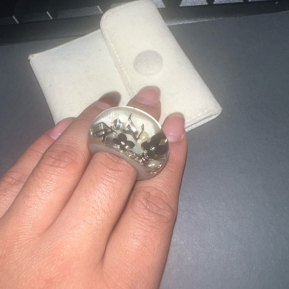 Louis Vuitton Inclusion Collection Ring - Picture 9 of 13